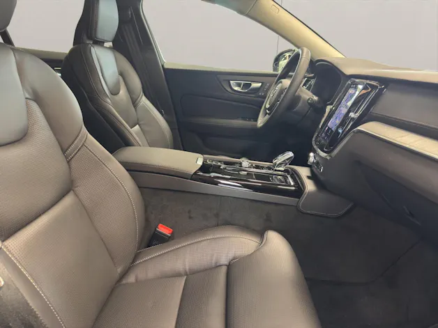Volvo V60 2.0 T8 TE Ultra Dark eAWD