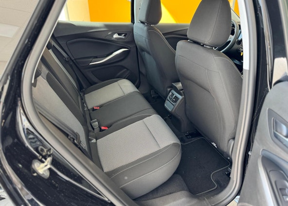 Vehicle image 11 Vehicle image 11