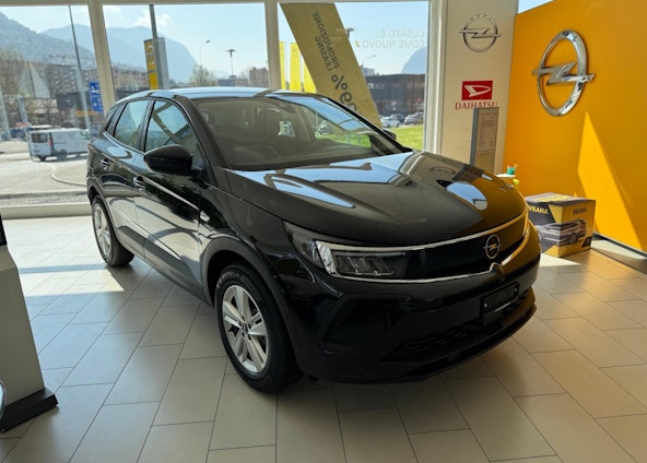 First vehicle image First vehicle image