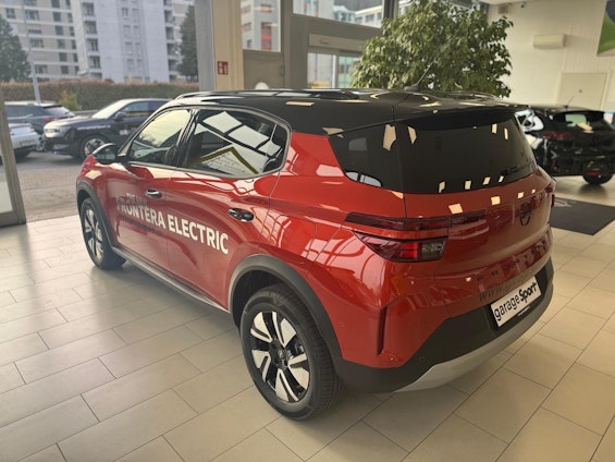 Vehicle image 17 Vehicle image 17