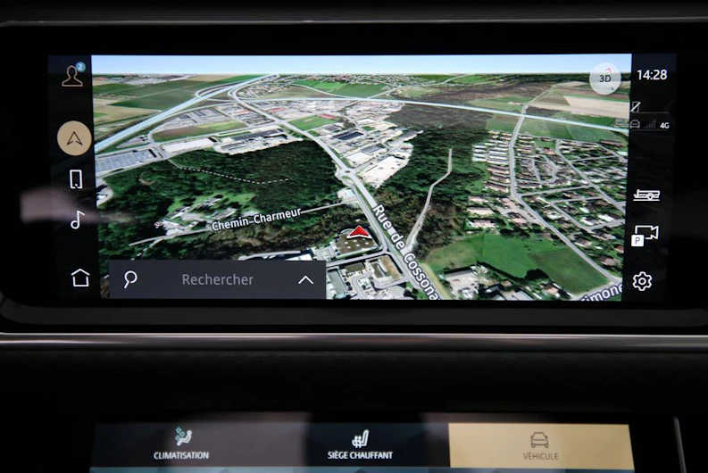 Fahrzeugbild LAND ROVER RANGE ROVER VELAR