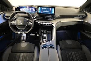 Vehicle image PEUGEOT 3008 1.2 Hybrid GT