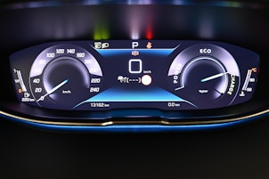 Vehicle image PEUGEOT 3008 1.2 Hybrid GT