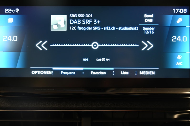 Vehicle image PEUGEOT 3008