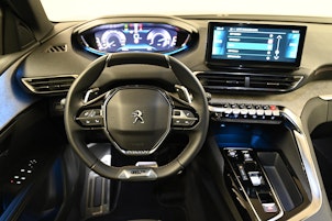 Vehicle image PEUGEOT 3008 1.2 Hybrid GT