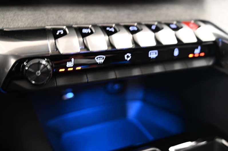 Vehicle image PEUGEOT 3008