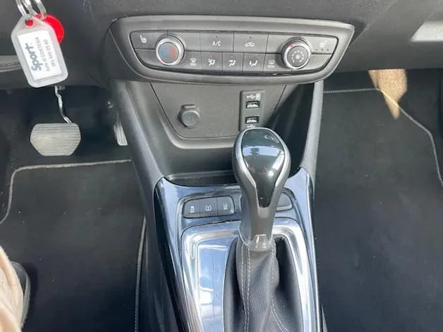 Opel Crossland X 1.2 T 120 Years S/S