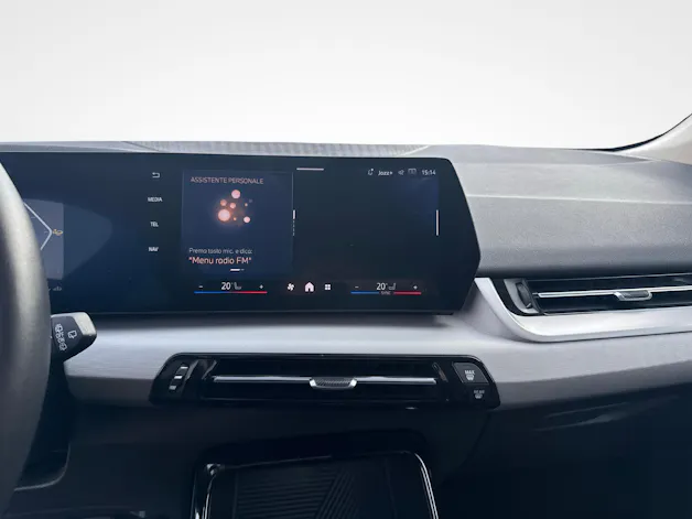 BMW 223i xDrive paddles Active Tourer