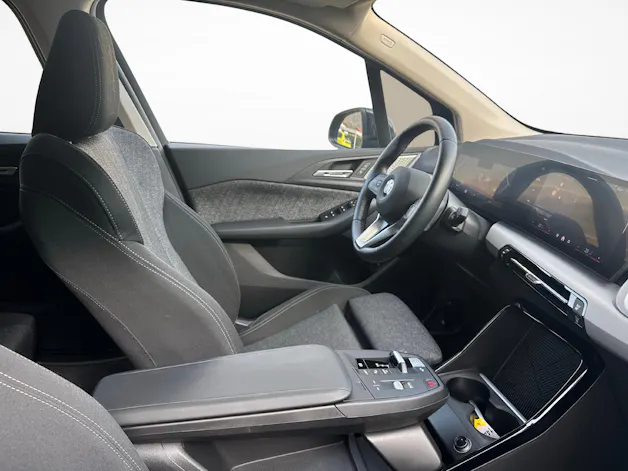 BMW 223i xDrive paddles Active Tourer