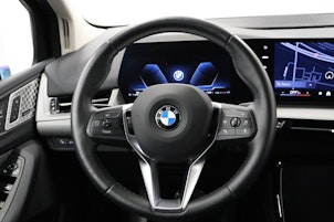 Vehicle image BMW 223i xDrive paddles Active Tourer