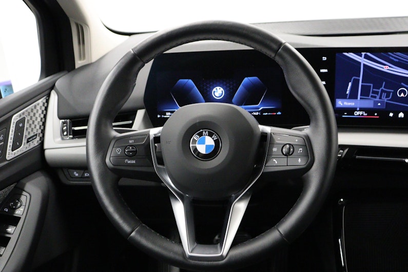 Vehicle image BMW 2 SERIES