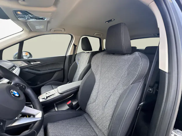 BMW 223i xDrive paddles Active Tourer