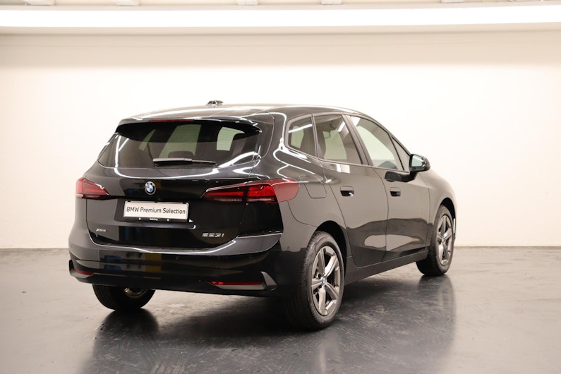 Vehicle image BMW 2 SERIES