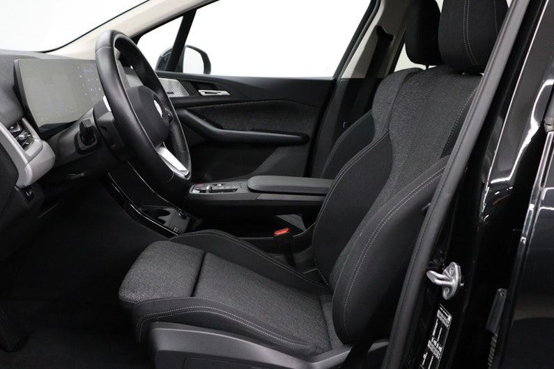 Vehicle image BMW 2 SERIES