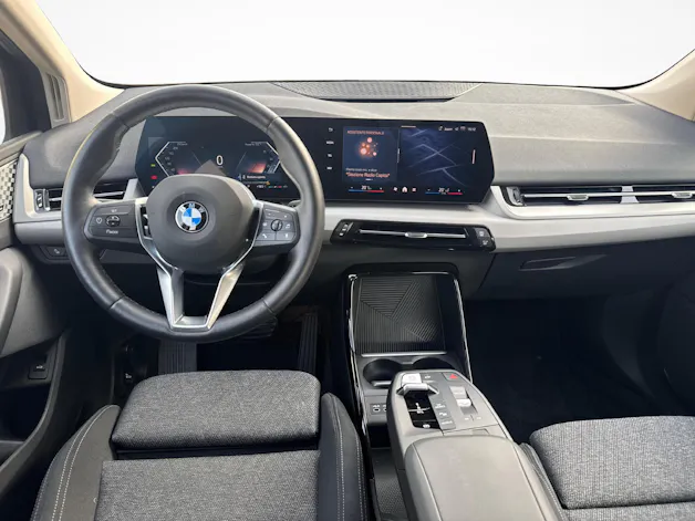BMW 223i xDrive paddles Active Tourer