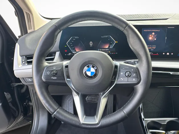 BMW 223i xDrive paddles Active Tourer
