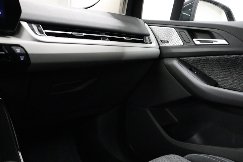 Vehicle image BMW 2 SERIES