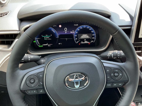 Vehicle image 2 Vehicle image 2