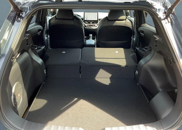 Vehicle image 13 Vehicle image 13