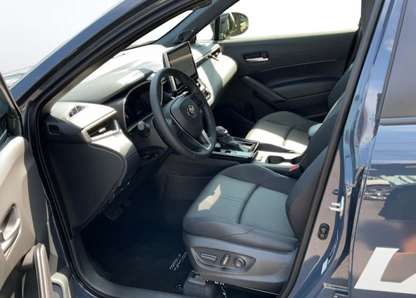 Vehicle image 5 Vehicle image 5