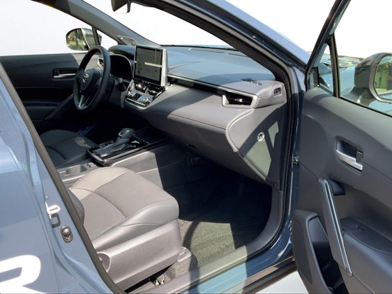 Vehicle image 6 Vehicle image 6