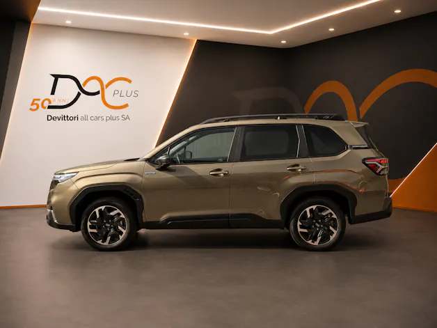 Subaru Forester Station 2.0i e-Boxer Swiss Plus