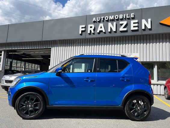 Vehicle image 12