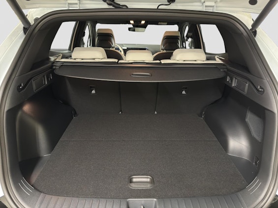 Vehicle image 15 Vehicle image 15