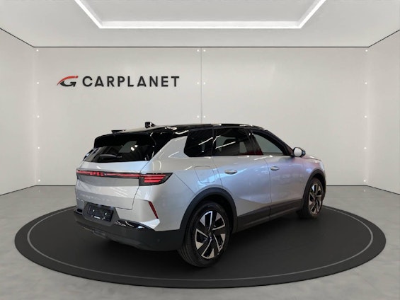 Vehicle image 3 Vehicle image 3