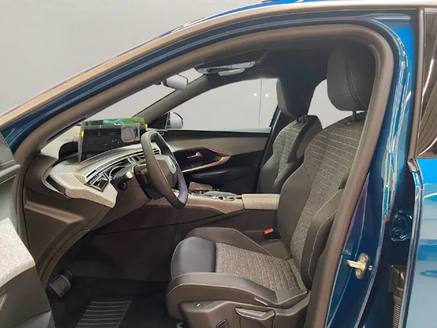 Peugeot 5008 1.2 Hybrid Allure Premium