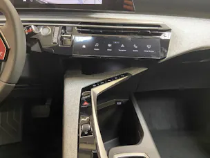 Peugeot 5008 1.2 Hybrid Allure Premium