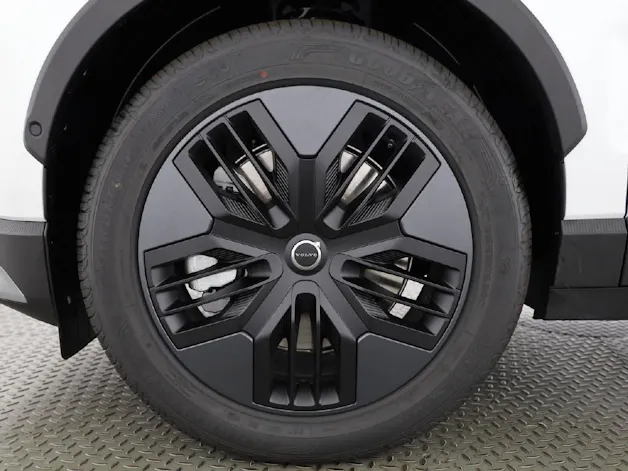 Volvo EX30 Cross Country E60 Twin Performance AWD