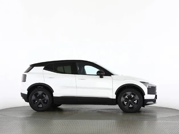 Volvo EX30 Cross Country E60 Twin Performance AWD
