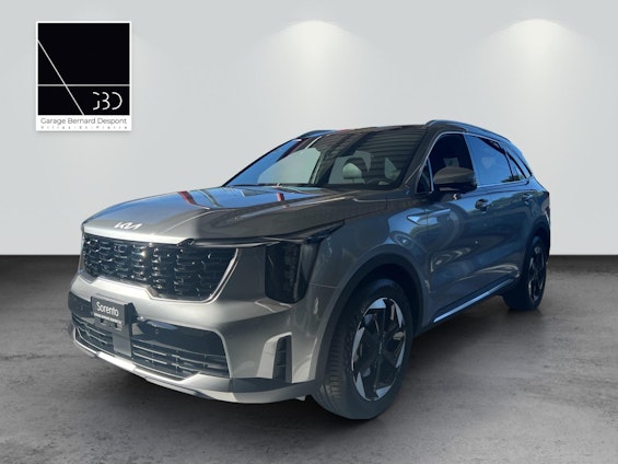First vehicle image