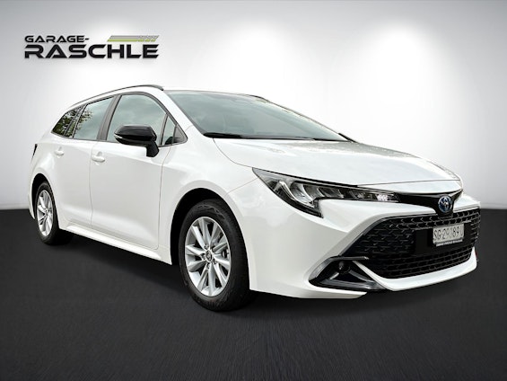 First vehicle image