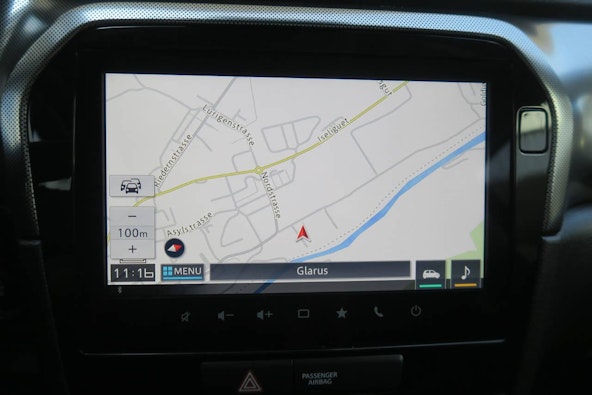 Vehicle image 10