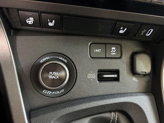 Vehicle image 10 Vehicle image 10