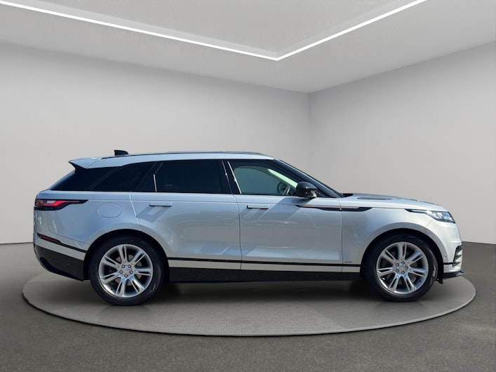 Vehicle image LAND ROVER RANGE ROVER VELAR
