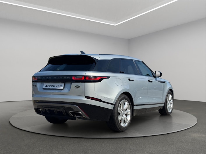 Vehicle image LAND ROVER RANGE ROVER VELAR