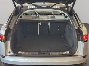 Vehicle image LAND ROVER Range Rover Velar 3.0 D I6 300 R-Dynamic