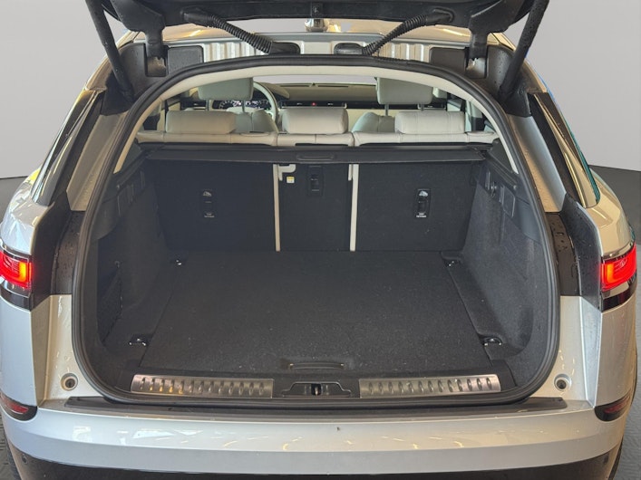 Vehicle image LAND ROVER RANGE ROVER VELAR