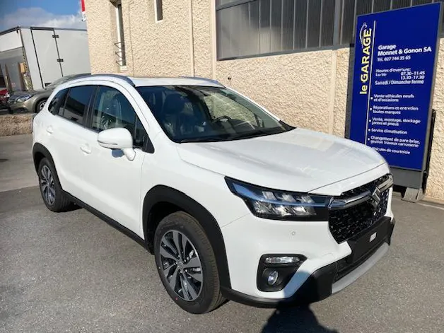 Suzuki S-Cross 1.4 T Compact Top Hybrid 4x4