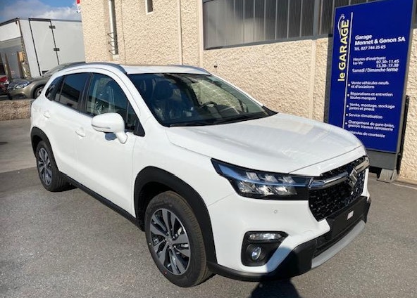 First vehicle image First vehicle image