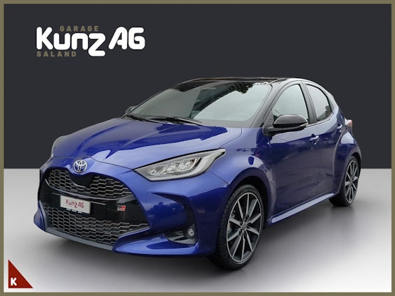 First vehicle image