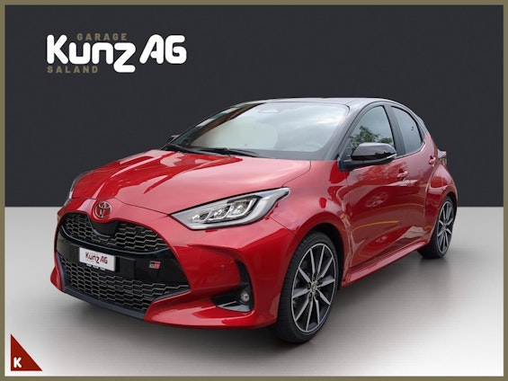 First vehicle image