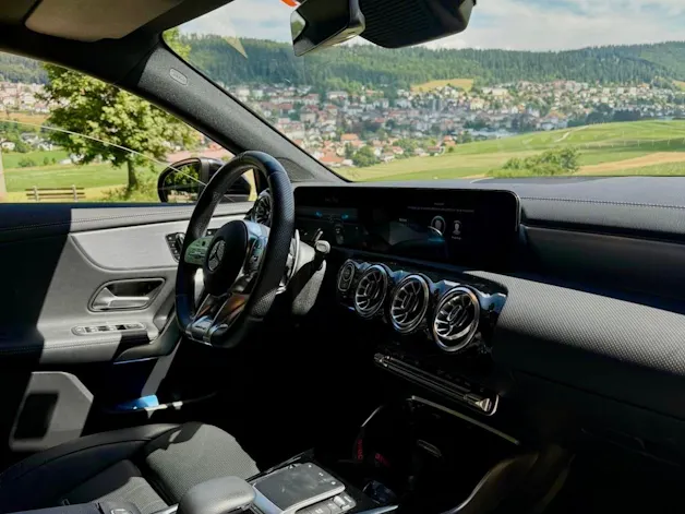 Mercedes-Benz A 35 AMG 4Matic Speedshift