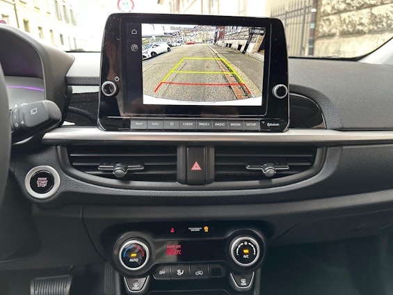 Vehicle image 9 Vehicle image 9