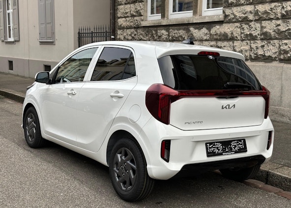 Vehicle image 2 Vehicle image 2