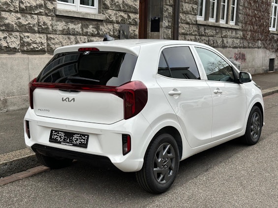 Vehicle image 4 Vehicle image 4