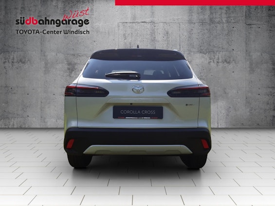 Vehicle image 13 Vehicle image 13